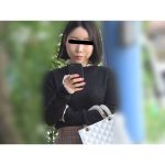 徹底観察 うんこを嗅ぐ女と弄る女